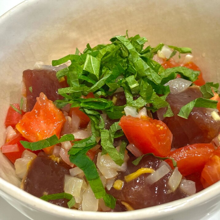 カツオ叩きを漬けにして、香味野菜と共に♬